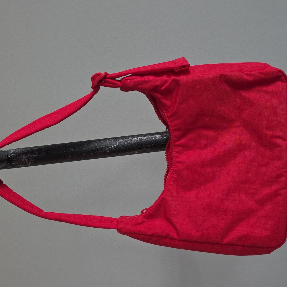 BAGGU Mini Shoulder Bag In Red - Picture 3 of 7